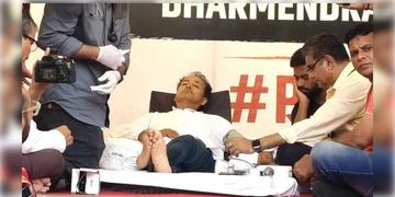 Read more about - Sonam Wangchuk | শারীরিক অবস্থার অবনতি, অনশনের ২১ তম দিনে যন্তর মন্তর থেকে সরানো হলো সোনম ওয়াংচুককে