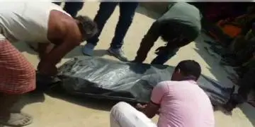 Read more about - বিজেপি কর্মীর রহস্যমৃত্যু! উদ্ধার ঝুলন্ত মৃতদেহ, দলের অভিযোগ মৃত্যুর পিছনে হাত রয়েছে তৃণমূলের