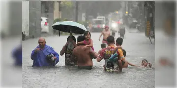 Read more about - Cyclone WIPHA | চিন-ভিয়েতনামের ঘূর্ণিঝড় উইফার প্রভাবে দুর্যোগ রাজ্যে! কতদিন চলবে বৃষ্টির দাপট?