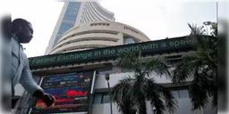 Read more about - শেয়ার বাজারের ইতিহাসে এই প্রথমবার ৫০ হাজারের গণ্ডি পেরল সেনসেক্স       