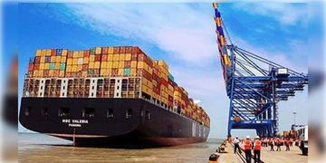 Read more about - Bangladesh । বদলের বাংলাদেশে খুল্লামখুল্লা পৌঁছছে পাকিস্তানি বিস্ফোরক, উদ্বেগে ভারতের নিরাপত্তা