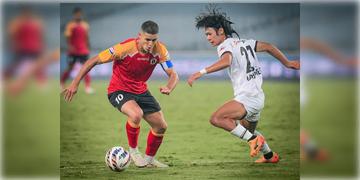 Read more about - East Bengal | ভাঙাচোরা দল নিয়ে প্রত্যাবর্তন! পঞ্জাবকে ৪-২ গোলে হারালো ইস্টবেঙ্গল