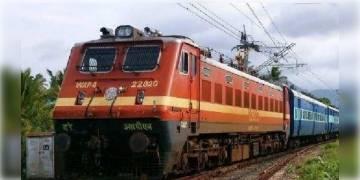 Read more about - রেলের টিকিটে এখনই ছাড় নয়, সাফ জানিয়ে দিলেন রেলমন্ত্রী অশ্বিনী বৈষ্ণব