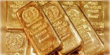Read more about - অতিমারীর জেরে সোনার চাহিদা তলানিতে এসে ঠেকেছে, তাই সোনার ওপর বিপুল ছাড় দিচ্ছেন ডিলাররা