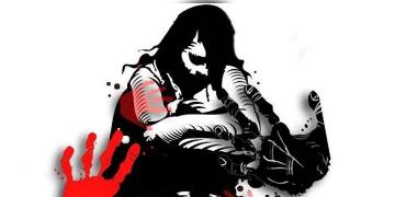 Read more about - UP Rape case: রক্ষকই ভক্ষক - থানায় গোপন জবানবন্দি দিতে গিয়ে ফের ধর্ষিত নাবালিকা!