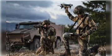 Read more about - বড় সাফল্য ফরাসি সেনার, সহারায় আইসিস-এর অন্যতম মাথাকে খতম করল সেনাবাহিনী