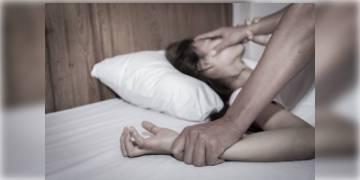 Read more about - নারকীয় ঘটনা! দিল্লির ৯ বছরের নাবালিকাকে ধর্ষণ-খুন, জোর করে দাহ দেহ