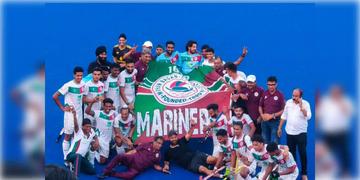 Read more about - Mohun Bagan vs East Bengal | হকি ডার্বির রং সবুজ-মেরুন! ইস্টবেঙ্গলকে হারিয়ে প্রিমিয়ার হকি লিগ চ্যাম্পিয়ন মোহনবাগানের ছেলেরা