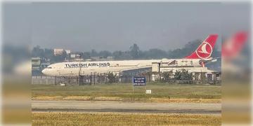 Read more about - Airline Fire | মাঝ আকাশে প্লেনে আগুন! কলকাতা আন্তর্জাতিক বিমানবন্দরে জরুরি অবতরণ টার্কিশ ফ্লাইটের