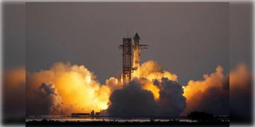 Read more about - SpaceX | পঞ্চমবারের জন্য বিশ্বের সবচেয়ে শক্তিশালী এবং ভারী রকেটের সফল পরীক্ষা সম্পন্ন করলো ইলন মাস্কের SpaceX