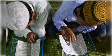 Read more about - Madrasas in West Bengal | মাদ্রাসার নিয়ে তৎপর সরকার, ১ মাসের মধ্যে জেলাশাসককে থেকে রিপোর্ট তলব