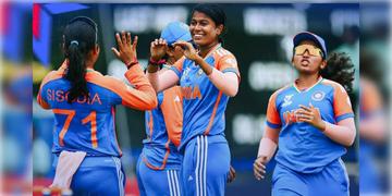 Read more about - India vs West Indies | অনূর্ধ্ব ১৯ বিশ্বকাপে মাত্র ৪.২ ওভারে ওয়েস্ট ইন্ডিজকে হারালো ভারতের মেয়েরা