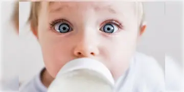 Read more about - Lactose Intolerance | দুধ খাওয়ার পরেই সদ্যজাতর পেট খারাপ, বমি? হতে পারে 'ল্যাকটোজ ইন্টোলারেন্স'!