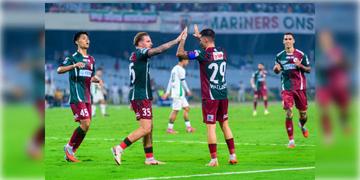 Read more about - Mohun Bagan vs Odisha FC | আইসিএলের মাঠ সবুজ মেরুন, ৪ গোলে ওড়িশাকে উড়িয়ে দিলো জেমি ম্যাকলারেন