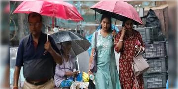 Read more about - Weather Update | বুধে বজ্রবিদ্যুৎ সহ ঝড়-বৃষ্টির আশঙ্কা শহরে, আজ কেমন থাকবে দক্ষিণবঙ্গের আবহাওয়া?