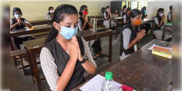 Read more about - জানুয়ারিতেই ফলপ্রকাশ হতে পারে CBSE-র দশম শ্রেণির, জানুন বোর্ডের তরফে কী ঘোষণা করা হল