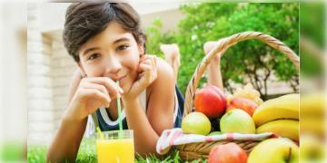 Read more about - Summer Health Tips | গরমে কাহিল হয়ে পড়ছে শিশু? বিশেষ কিছু বিষয়ে নজর দিলেই এই গরমেও সুস্থ্য থাকবে আপনার ছোট্ট সন্তান!