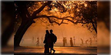 Read more about - Weather Update | ক্রমাগত বাড়ছে তাপমাত্রা, এক নজরে শহর কলকাতা আজকের আবহাওয়া আপডেট