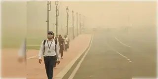 Read more about - Delhi Air Pollution | দিল্লির বাতাসে 'বিষ'! শ্বাসকষ্টে ভুগছেন ২ লাখেরও বেশি রাজধানীবাসী