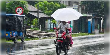 Read more about - Weather Update | কমেছে বৃষ্টির দাপট, কলকাতা-সহ দক্ষিণবঙ্গে দ্রুত বদলাচ্ছে আবহাওয়া