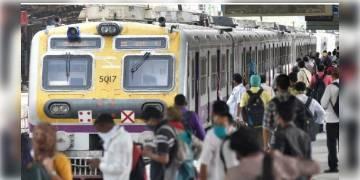 Read more about - দীর্ঘ প্রতীক্ষার পর ৫০ শতাংশ যাত্রী নিয়ে রবিবার থেকে যাত্রা শুরু লোকাল ট্রেনের