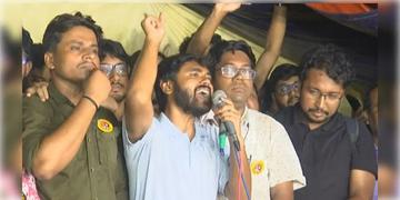 Read more about - R G Kar | 'দাবি বাস্তবায়ন না হওয়া পর্যন্ত চলবে আন্দোলন', সাধারণ জনগণের সমর্থনকে ধন্যবাদ জানিয়ে সাংবাদিকদের মুখোমুখি জুনিয়র ডাক্তাররা