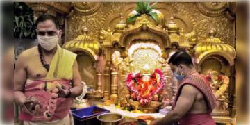 Read more about - Siddhi Vinayak Temple | মুম্বইয়ের সিদ্ধিবিনায়ক মন্দিরে চালু 'ড্রেস কোড', কড়া নির্দেশ মন্দির প্রশাসনের