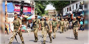 Read more about - Central Force | আগামী ২০ জুন পর্যন্ত রাজ্যে থাকবে ৫০০ কোম্পানি বাহিনী, বিজ্ঞপ্তি স্বরাষ্ট্রমন্ত্রকের!