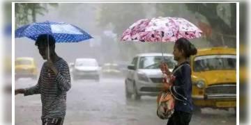 Read more about - অষ্টমীর রাতে বজ্রপাত সহ বৃষ্টিতে ভিজলো শহর কলকাতা, নবমীতেও রয়েছে বৃষ্টির পূর্বাভাস