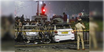 Read more about - Delhi Blast | দিল্লি বিস্ফোরণের মদত! পুলওয়ামা থেকে গ্রেপ্তার সন্দেহভাজন কাশ্মীরি যুবক