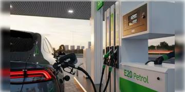Read more about - E-20 Petrol | E20 পেট্রলে ইঞ্জিন বিকল, গাড়ির মালিকের পক্ষে রায় দিয়ে আদালতের, সঙ্গে ক্ষতিপূরণের নির্দেশ!