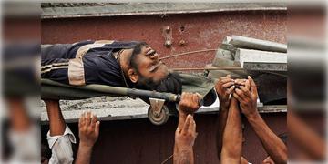 Read more about - Taratala Incident | তারাতলার দুর্ঘটনায় মৃত বেড়ে ৫, ধ্বংসস্তূপের নিচে আটকে বহু, চলছে উদ্ধার কাজ