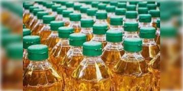 Read more about - ভোজ্য তেলের বিষয়ে কেন্দ্রের বিশাল পদক্ষেপ! তুমুল দাম কমবে? জোর জল্পনা!