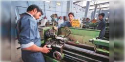 Read more about - WB in Business | ক্ষুদ্র-ছোট এবং মাঝারি শিল্পের পর এবার বৃহৎ শিল্পক্ষেত্রেও শীর্ষস্থানে বাংলা!