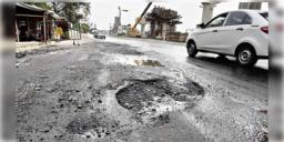 Read more about - Road Repair | পুজোর আগে কলকাতার বেহাল রাস্তা সংস্কারে তৎপর পুরসভা! অনুষ্ঠিত হলো বৈঠক!
