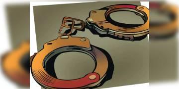 Read more about - বারাসাতে একই পরিবারের ছয় সদস্যকে ঘুমন্ত অবস্থায় পুড়িয়ে মারার চেষ্টা, তদন্তে নেমেছে পুলিশ