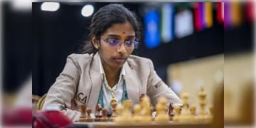 Read more about - Rameshbabu Vaishali | গ্র্যান্ড সুইস চেসে দ্বিতীয়বার জিতলেন রমেশবাবু বৈশালী, ফের দাবায় বাজিমাত ভারতীয়দের
