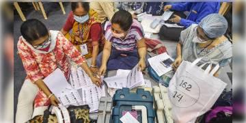 Read more about - কোভিডবিধি মেনে গণনা কেন্দ্রের নীল নকশা তৈরি করল নির্বাচন কমিশন