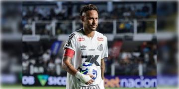 Read more about - Neymar Jr | “তোমরা প্রতিযোগিতা থেকে ছিটকে গিয়েছ, চুপ করো।”- ম্যাচ জিতে হুঙ্কার? ফের চর্চায় নেইমার!
