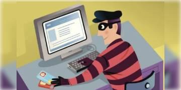 Read more about - দুর্গাপুরের এক ব্যবসায়ীর অ্যাকাউন্ট ফাঁকা করল প্রতারকরা, অভিযোগ ব্যাঙ্কের গাফিলতির বিরুদ্ধে