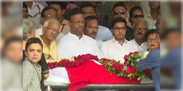 Read more about - Buddhadeb Bhattacharjee । বুদ্ধদেবের শেষযাত্রায় হচ্ছে না গান স্যালুট!  পাম অ‌্যাভিনিউয়ের নাম বদলে বুদ্ধদেবের  নামে রাখার প্রস্তাব মমতার