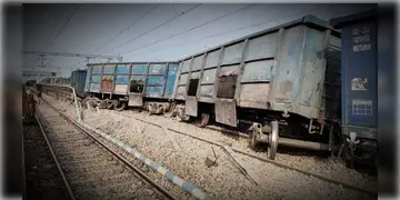 Read more about - Rail Accident | ফের উত্তরবঙ্গে রেল দুর্ঘটনা, লাইনচ্যুত পণ্যবাহী মালগাড়ির ৫ বগি
