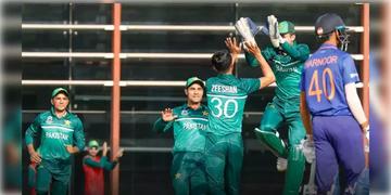 Read more about - U19 Asia Cup । অনূর্ধ্ব ১৯ এশিয়া কাপে পাকিস্তানের কাছে হারলো ভারত, ১ রানে ফিরলো ১ কোটির বৈভব