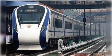 Read more about - Express Train | বাড়বে ট্রেনের গতি, তুলে নেওয়া হচ্ছে ৩০০-র বেশি ট্রেনের স্টপেজ!