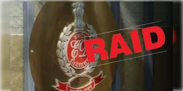 Read more about - ED Raid | সাতসকালে ফের অ্যাকশন মোডে ইডি, কলকাতা সহ পশ্চিমবঙ্গের ২০টি জায়গায় চলছে তল্লাশি