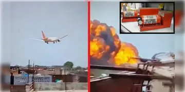 Read more about - Black Box | মিললো ‘ব্ল‍্যাক বক্স’! এবার জানা যাবে আহমেদাবাদে বিমান দুর্ঘটনার আসল কারণ! জানেন এই ‘ব্ল‍্যাক বক্স’ কী?