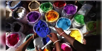 Read more about - Chinese Holi Colour | চোরাপথে চিনের সস্তা-ক্ষতিকর আবির পাচার বাংলায়? দোলের আগে শুরু তল্লাশি অভিযান!