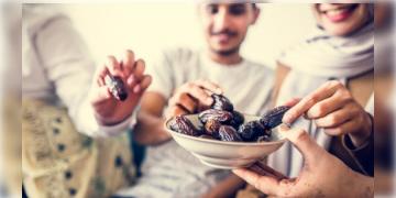 Read more about - Dates Health Benefit | কেবল শীতেই নয়, মরশুম বদলের সময়েও স্বাস্থ্য ভালো রাখে খেজুর! সংক্রমণের হাত থেকে বাঁচতে কীভাবে কখন খাবেন এই ড্ৰাই ফ্রুট?