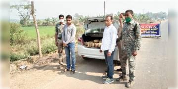 Read more about - ওড়িশা-বাংলা সীমান্তের সোনাকানিয়া এলাকায় নাকা চেকিংয়ে উদ্ধার হল ১ কুইন্টাল গাঁজা