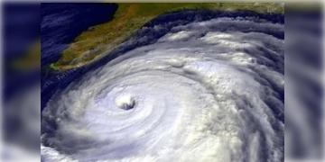 Read more about - ধেয়ে আসছে ঘূর্নিঝড় অশনি! আগামী সপ্তাহেই রাজ্যের আবহাওয়া আমূল পাল্টে যাবে